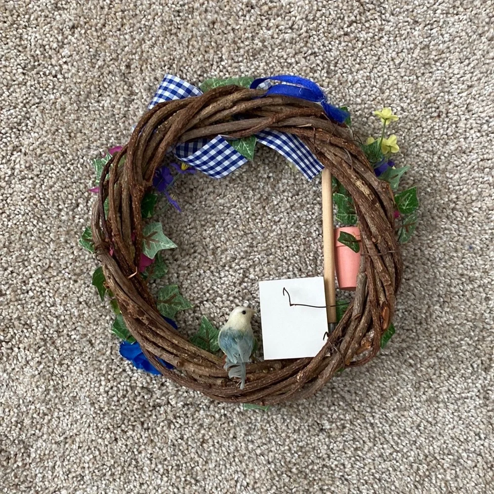 Avon Spring Wreath Gift Collection